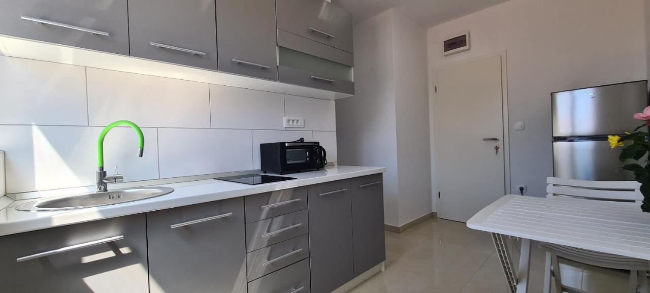 Apartments Ana I Ante ميلنا المظهر الخارجي الصورة